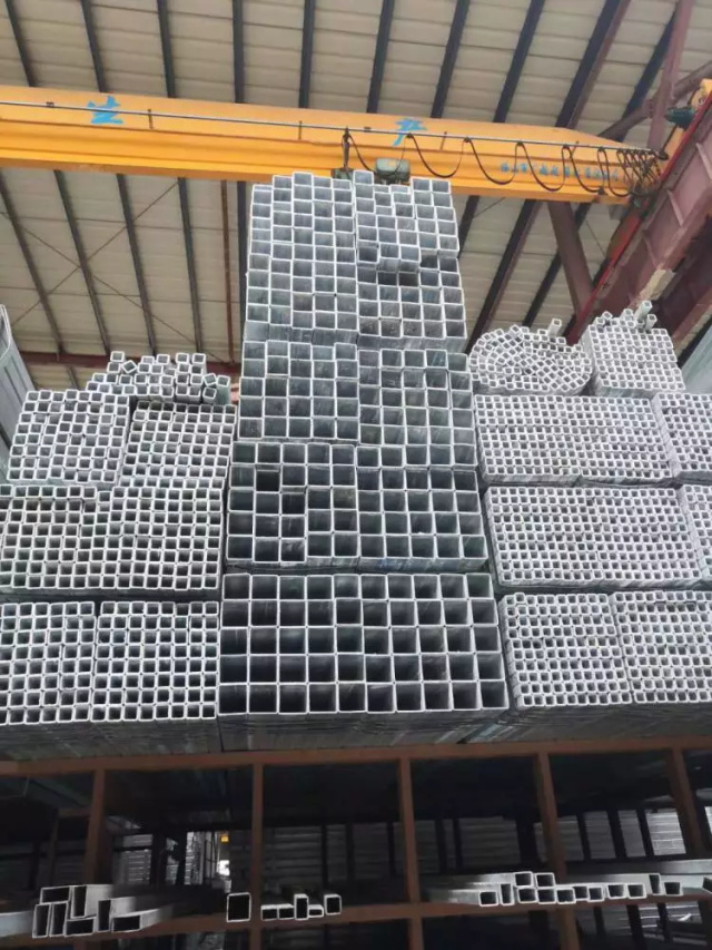科尔沁镀锌无缝方矩管
